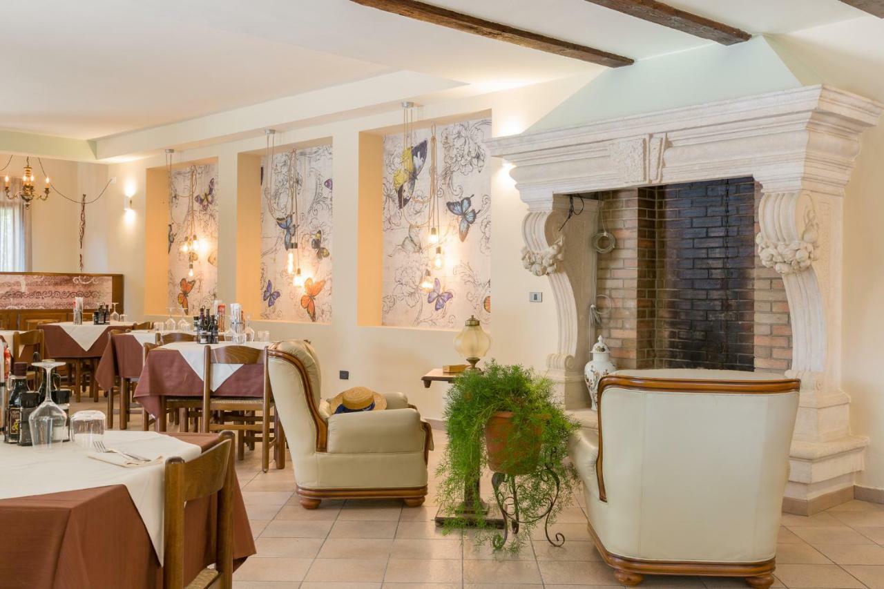 Hotel Corte Dal Castello Lazise Esterno foto