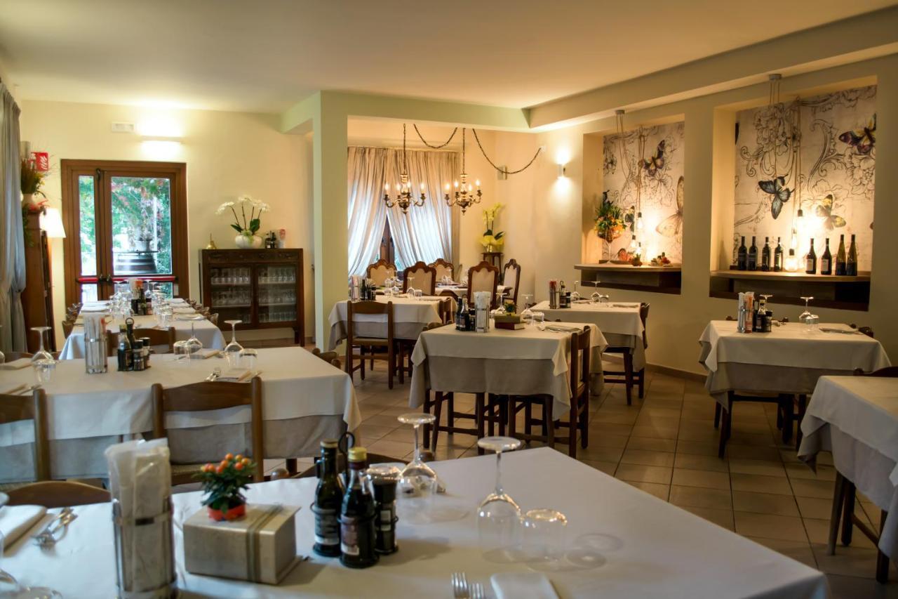 Hotel Corte Dal Castello Lazise Esterno foto