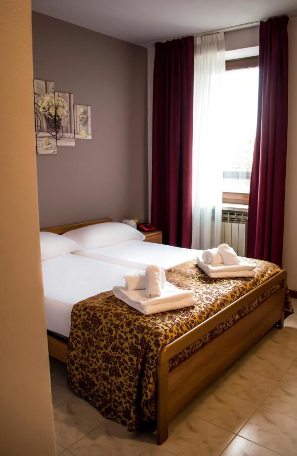Hotel Corte Dal Castello Lazise Esterno foto